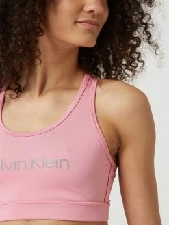 Calvin Klein Performance Bustier Mit Reflektierendem Logo - DryCELL - Pink 9 Calvin Klein Performance Bustier Mit Reflektierendem Logo - DryCELL - Pink -Hanro shop ap956k1k9p7kgh2jal6l0dq8akr4ela67144kgpo8p6kgc2f65b3cgpoa5a4sk2e90s30ghh9ook4gah613m4php6lgmcc3460p66c9k69h32e9pcop64ob56pi66db26op34og